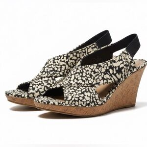 🆕 George - Black & Cream Peep-Toe Wedges